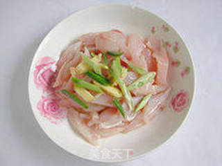 【五香脆皮鱼】--- 换种方式吃鱼肉的做法步骤:3