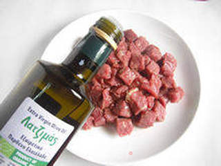 【蒜香牛肉粒】--- 喜欢那一口牛肉香的做法步骤:4