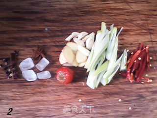 干烧鲫鱼的做法步骤:2