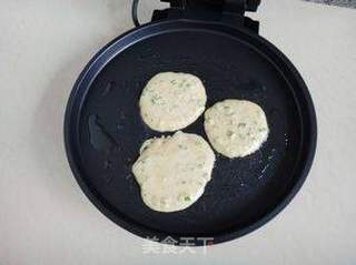 简单做,健康吃——葱花鸡蛋燕麦饼的做法步骤:7
