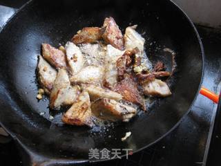 香辣煎带鱼的做法步骤:6