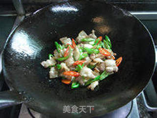 【家常小炒肉】--- 超爱的那个味道的做法步骤:8
