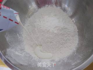 奶油馒头的做法步骤:2