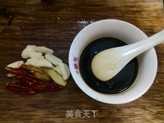 葱香鲫鱼的做法步骤:3