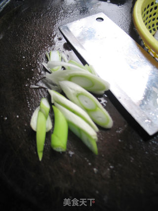香茅烧猪尾的做法步骤:3