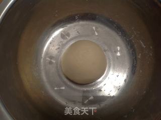 白菜腊肠包的做法步骤:3