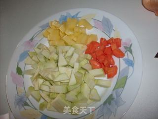 蔬菜沙拉的做法步骤:2