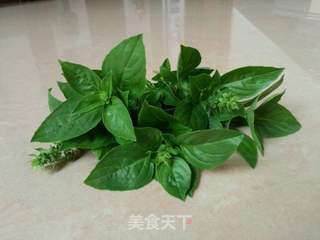 夏日清凉饮品-——清爽薄荷茶的做法步骤：1