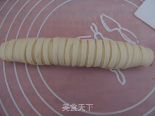 毛毛虫面包的做法步骤：11