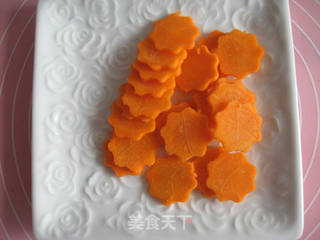 西兰花烩胡萝卜的做法步骤:2