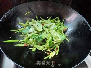 剁椒炒空心菜的做法步骤:6