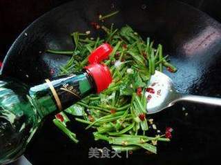 剁椒炒空心菜的做法步骤:7