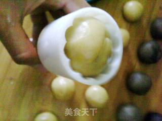 豆沙月饼的做法步骤:11