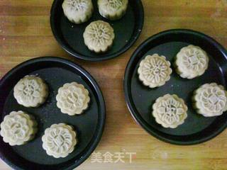 豆沙月饼的做法步骤:13