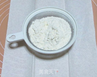 榴莲戚风蛋糕的做法步骤:2