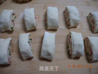 火腿葱花卷的做法步骤:4