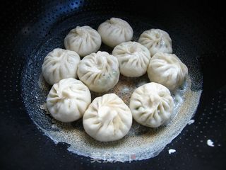 最爱这底子的香酥——豇豆肉末水煎包的做法步骤:12