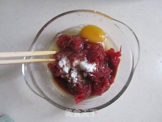 蚝油牛肉杏鲍菇的做法步骤：1