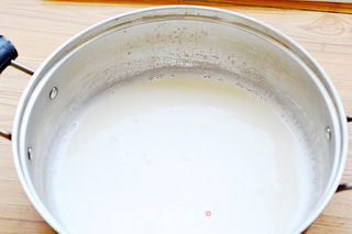 入伏后不可缺少的一款饮品——老北京奶酪的做法步骤:3