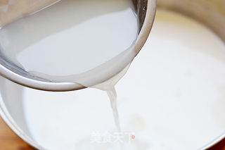 入伏后不可缺少的一款饮品——老北京奶酪的做法步骤:4