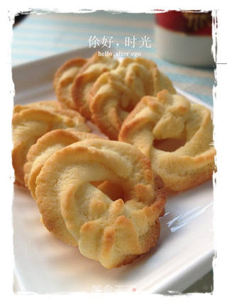 大人孩子都喜欢的香草曲奇的做法步骤:8