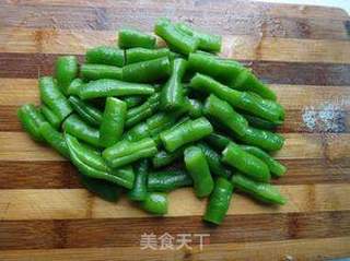 榄菜拌豆角的做法步骤:3
