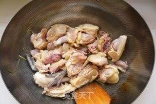 黑木耳炖鸡汤的做法步骤:5