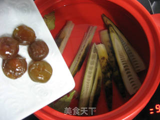 话梅手剥笋的做法步骤:5