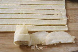 视觉与味觉的双重享受——玫瑰苹果卷的做法步骤:10