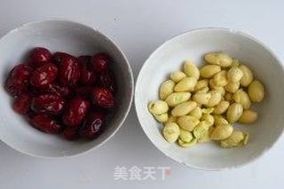 生梨红枣白果汤的做法步骤:2