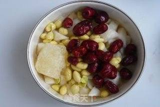生梨红枣白果汤的做法步骤:4