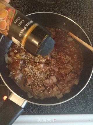 蒜香牛肉饭卷的做法步骤：5