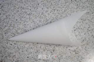 海贼王--路飞彩绘蛋糕卷的做法步骤:4