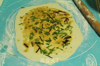 葱油饼的做法步骤:8