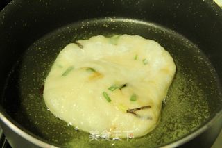 葱油饼的做法步骤:16