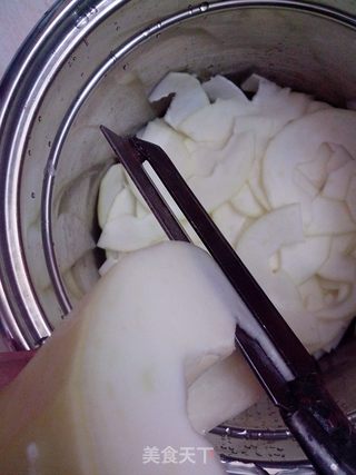 【青色的花儿开了】醋腌青木瓜卷的做法步骤:4