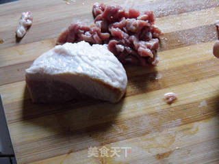 老坛酸菜肉丝米线-----轻松在家做的做法步骤:2