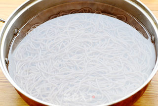 为炎热夏季做道酸甜开胃面食——荞麦冷面的做法步骤:5