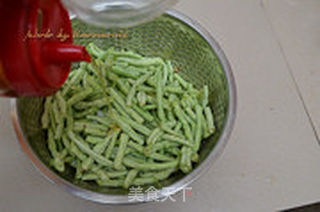 粉蒸豆角的做法步骤:2