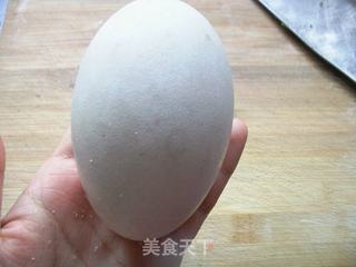 鹅蛋清炒豆腐的做法步骤：2