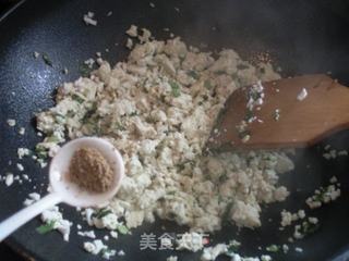 鹅蛋清炒豆腐的做法步骤：9