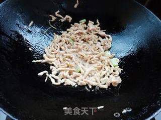 双椒鸡丝的做法步骤:4