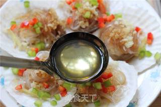 蒜蓉粉丝蒸扇贝的做法步骤:9