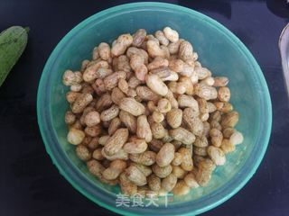 盐水花生的做法步骤：1