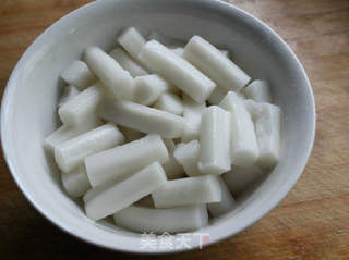 茄汁年糕,泡菜年糕的做法步骤:3