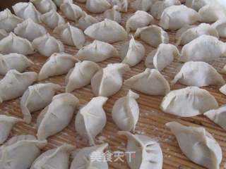 小白菜香菇虾饺的做法步骤：25