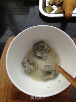 炸馒头片夹臭豆腐的做法步骤:2
