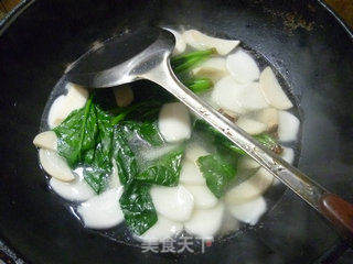 煎鸡蛋杏鲍菇菠菜年糕汤的做法步骤：12