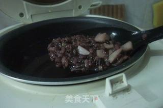 甜品早餐之“双色丸子黑米粥“的做法步骤:4