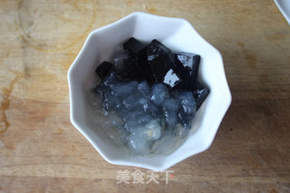 雪蛤烧仙草的做法步骤:9